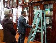 В Алексеевской гимназии вернули исторический облик холлу и кабинету биологии