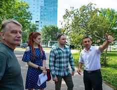 Мэр Благовещенска Олег Имамеев провел рабочее совещание по благоустройству сквера Приемыхова
