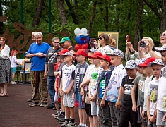 В Первомайском парке Благовещенска появилась шахматная площадка