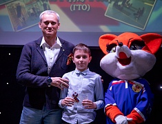 Более 30 спортсменов Благовещенска награждены знаками отличия ГТО