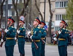 Торжественное прохождение войск в честь Дня Победы