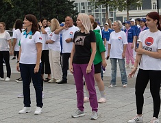 Порядка 350 благовещенцев вышли на общегородскую зарядку