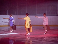 Юные благовещенские фигуристы представили программу «Помним сердцем», посвященную Дню Победы