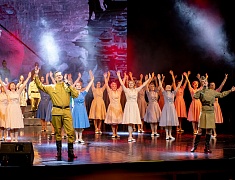 Благовещенские артисты исполнили патриотические песни на городском концерте