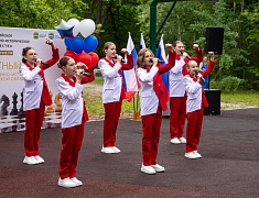 В Первомайском парке Благовещенска появилась шахматная площадка