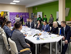 В Благовещенске работают эксперты президентской платформы «Россия — страна возможностей»