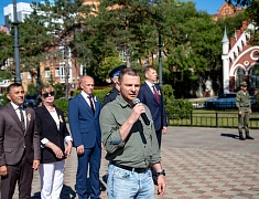 В Благовещенске открылась обновленная выставка, посвященная бойцам специальной военной операции