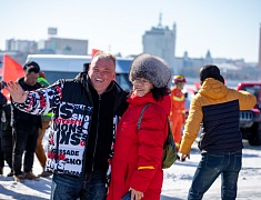 Автомобильные гонки в рамках Международного российско-китайского фестиваля зимних видов спорта