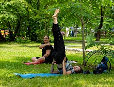 В Городском парке прошел фестиваль йоги