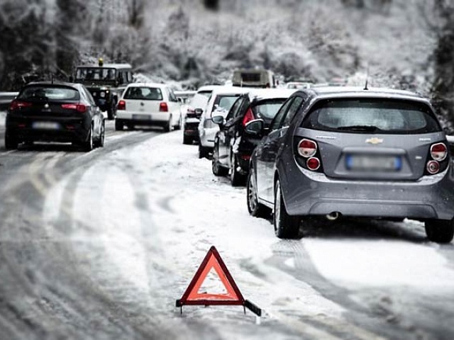 Благовещенцев призывают быть осторожными на дорогах