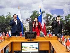  В Благовещенске чествовали работников бытового обслуживания населения