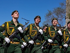 Торжественное прохождение войск Благовещенского гарнизона