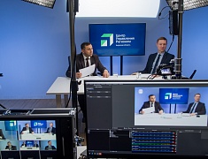 Мэр Олег Имамеев провел прямой эфир в ЦУРе