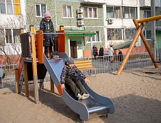 В центре Благовещенска преобразили ещё одну территорию, благоустроенную по программе «1000 дворов» 