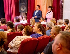 Знаки «50 лет Байкало-Амурской магистрали» вручили благовещенцам