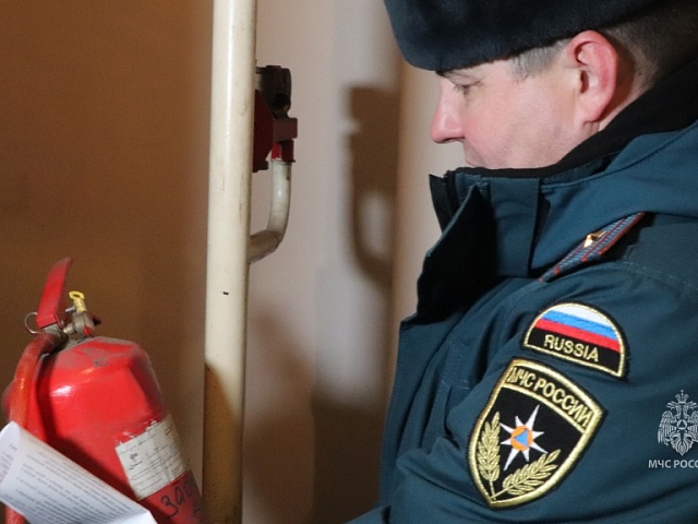 В Благовещенске прошел профилактический рейд по домам с печным отоплением