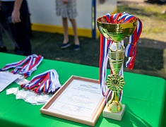 В Благовещенске юные футболисты сыграли на всесезонном корте на Нагорной