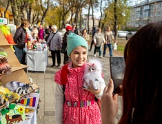 В амурской столице праздничной программой открыли сквер водников