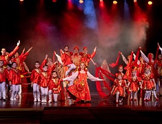 Более сорока одарённых детей получили премию мэра Благовещенска