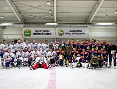 Соревнования по хоккею памяти Героя России Владимира Барахтенко прошли на стадионе «Спартак»