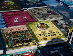 Китайские и русские писатели встретились в Благовещенске на книжном фестивале «Берег»