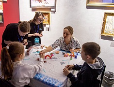  В Благовещенске впервые прошел вечер встречи семей участников СВО и меценатов