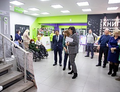 Мэр Благовещенска Олег Имамеев поздравил работников сферы культуры с завершением года