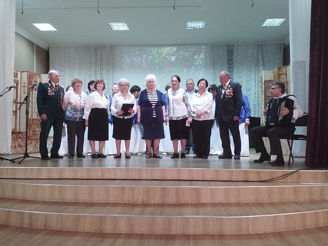 В Благовещенске 25-летний юбилей отметила секция «Школа» клуба «Ветераны просвещения»