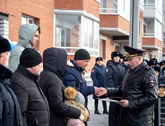 Дом для сотрудников МВД начали заселять в Благовещенске