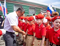Благовещенск встретил уникальный агитпоезд Минобороны