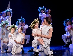 В Общественно-культурном центре Благовещенска прошел праздничный концерт, посвященный Дню защитника Отечества