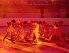 Ледовое шоу «Вальс Победы»