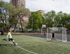 На базе стадиона гимназии №1 стартовали «Футбольные каникулы»