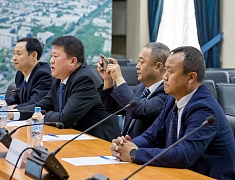 Мэр Благовещенска Олег Имамеев встретился с главой Народного Правительства района Айгунь Сун Цютянь