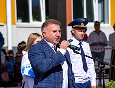 В школах Благовещенска прошли торжественные линейки