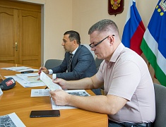 Олег Имамеев собрал оперативное совещание по организации безопасного движения на участке в районе Игнатьевского шоссе – Тепличной