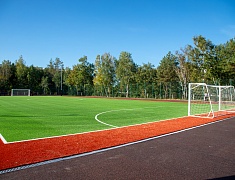 Мэр Благовещенска Олег Имамеев проверил готовность «умной» спортплощадки в Моховой Пади