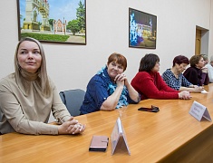 Мэр Благовещенска Олег Имамеев наградил победителей и участников конкурса «Город в праздничном наряде»