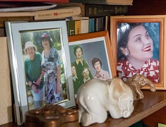 Мэр Благовещенска Олег Имамеев поздравил с наступающим Днем Победы Клару Верисоцкую