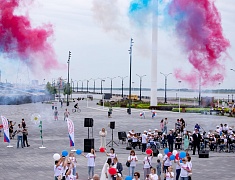 По Благовещенску прошел «Парад семей»