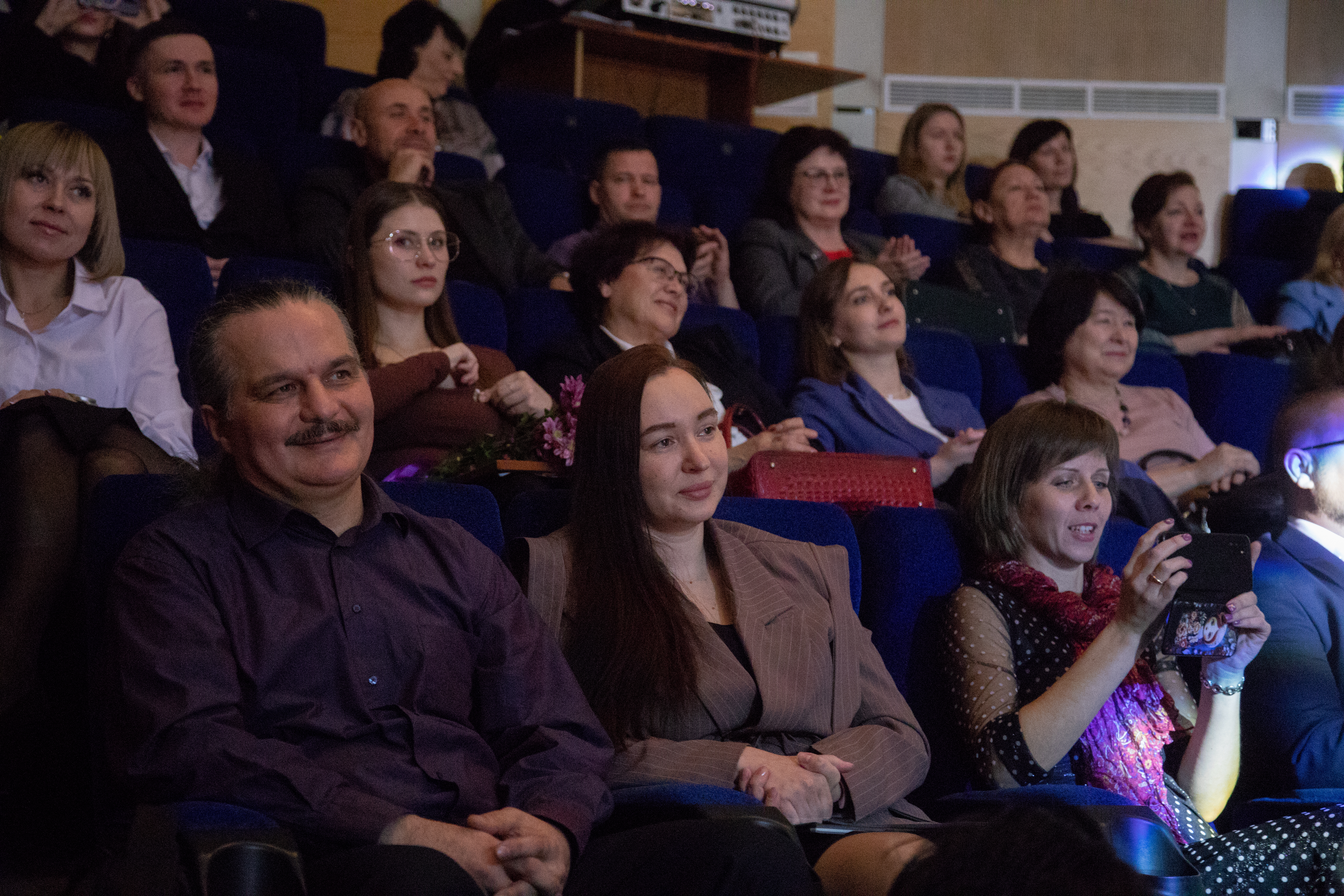 Мэр Благовещенска поздравил представителей творческих профессий с профессиональным праздником