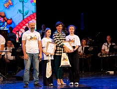 Финальный этап IX Международного фестиваля «Детство на Амуре», который завершился гала-концертом, состоялся в Благовещенске