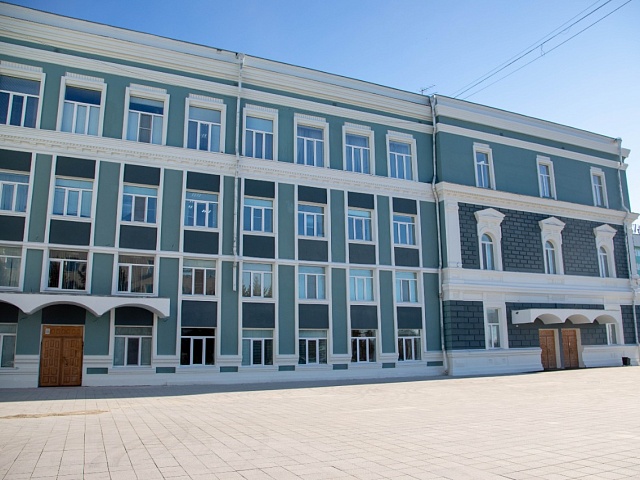 С начала года госпомощь на открытие бизнеса получили более ста благовещенцев 