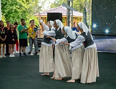 В Благовещенске проходит первая международная смена в лагере имени Гагарина