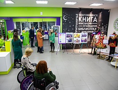 Мэр Благовещенска Олег Имамеев поздравил работников сферы культуры с завершением года