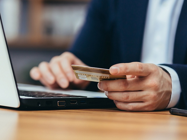 Добрыми намерениями: Как невольно не помочь преступникам