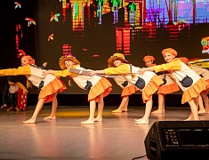  В Благовещенске прошел концерт ко Дню работников бытового обслуживания населения и жилищно-коммунального хозяйства