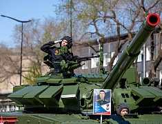 Торжественное прохождение войск Благовещенского гарнизона