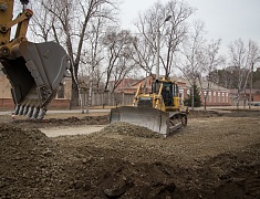 Мэр Благовещенска Олег Имамеев проконтролировал ход работ на улице Ленина