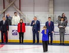 Арену «Гагарин лед» открыли в Благовещенске ледовым шоу